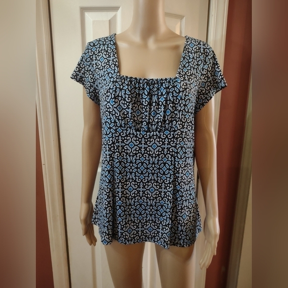 Van Heusen Tops - Van Heusen women's size large blouse shirt top